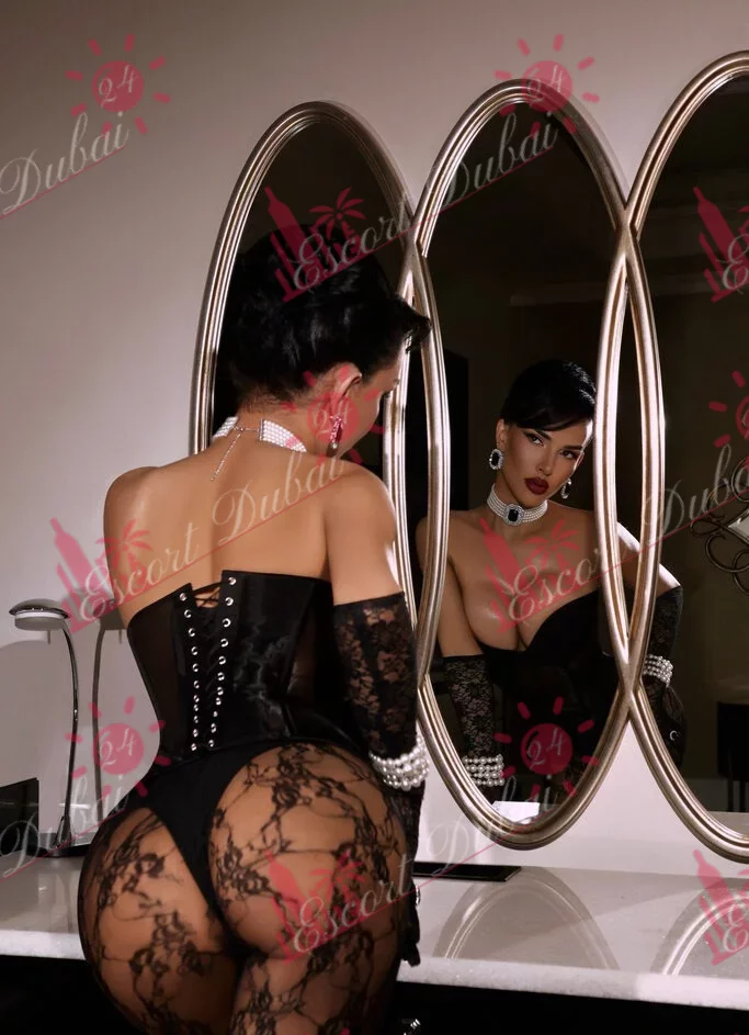 Adriana, 22 years old, 170 cm, medium