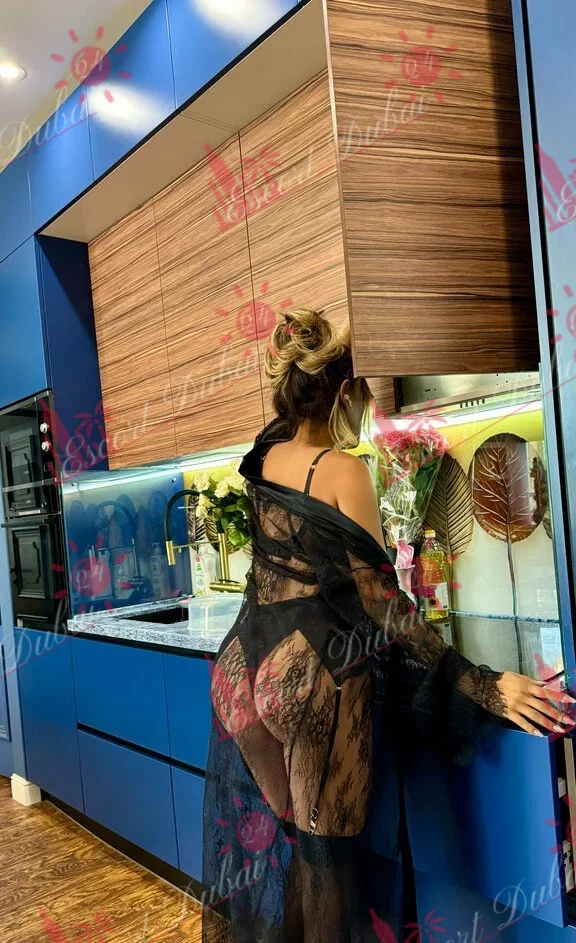 Angelina, 24 years old, 170 cm, medium