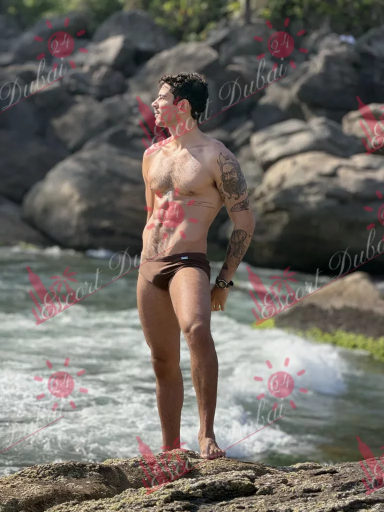 Anthony, 25 years old, 190 cm