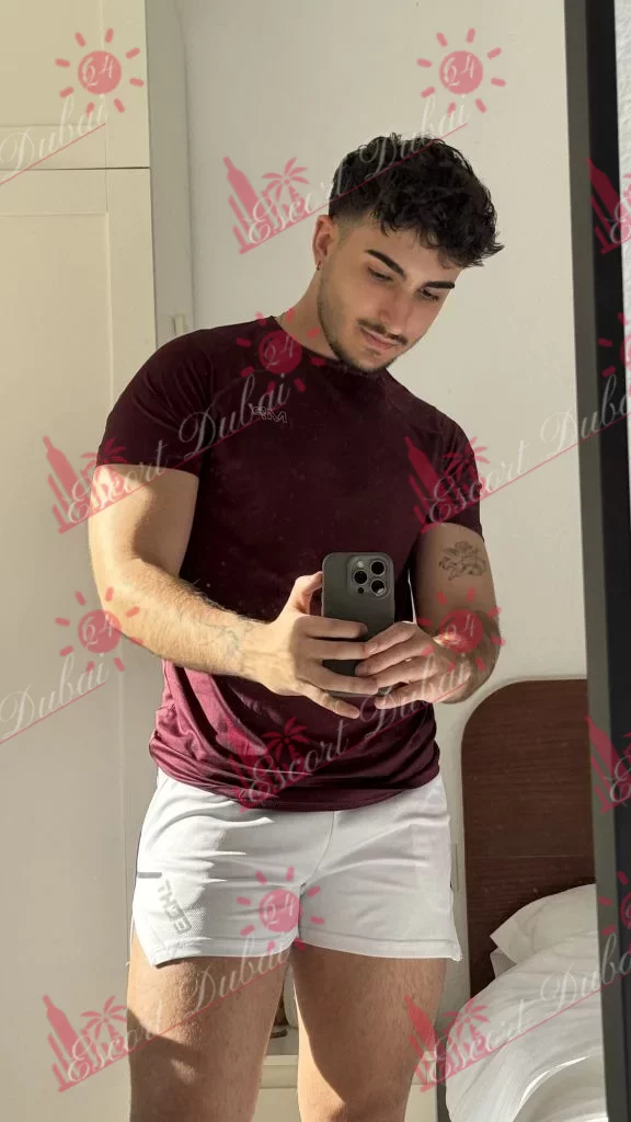 Christopher, 23 years old, 175 cm