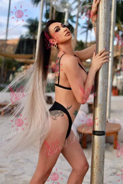 Danielle, 30 years old, 170 cm, medium
