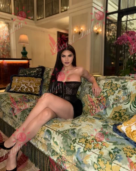 Juliette, 24 years old, 176 cm, large