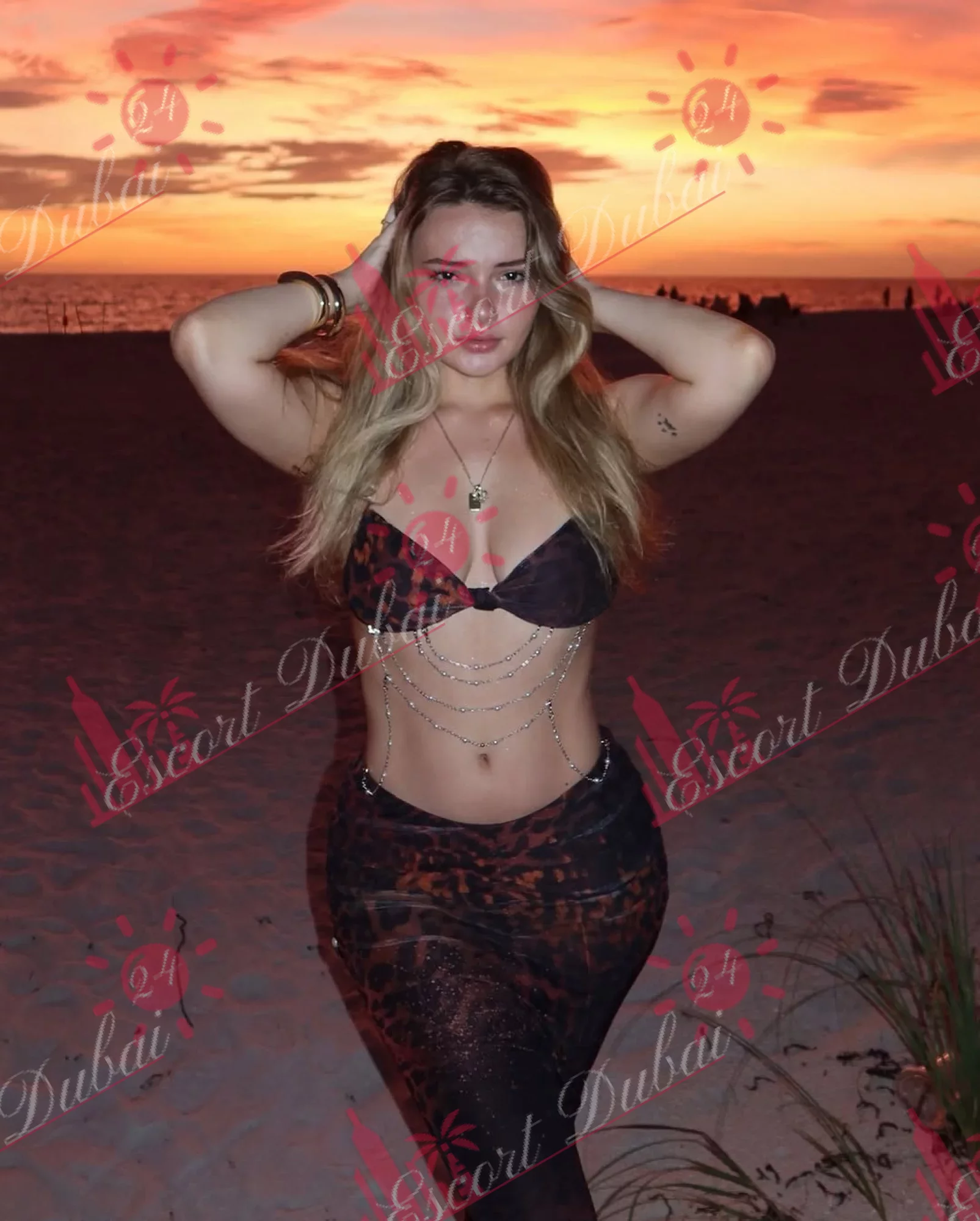 Khadija, 28 years old, 174 cm, 3