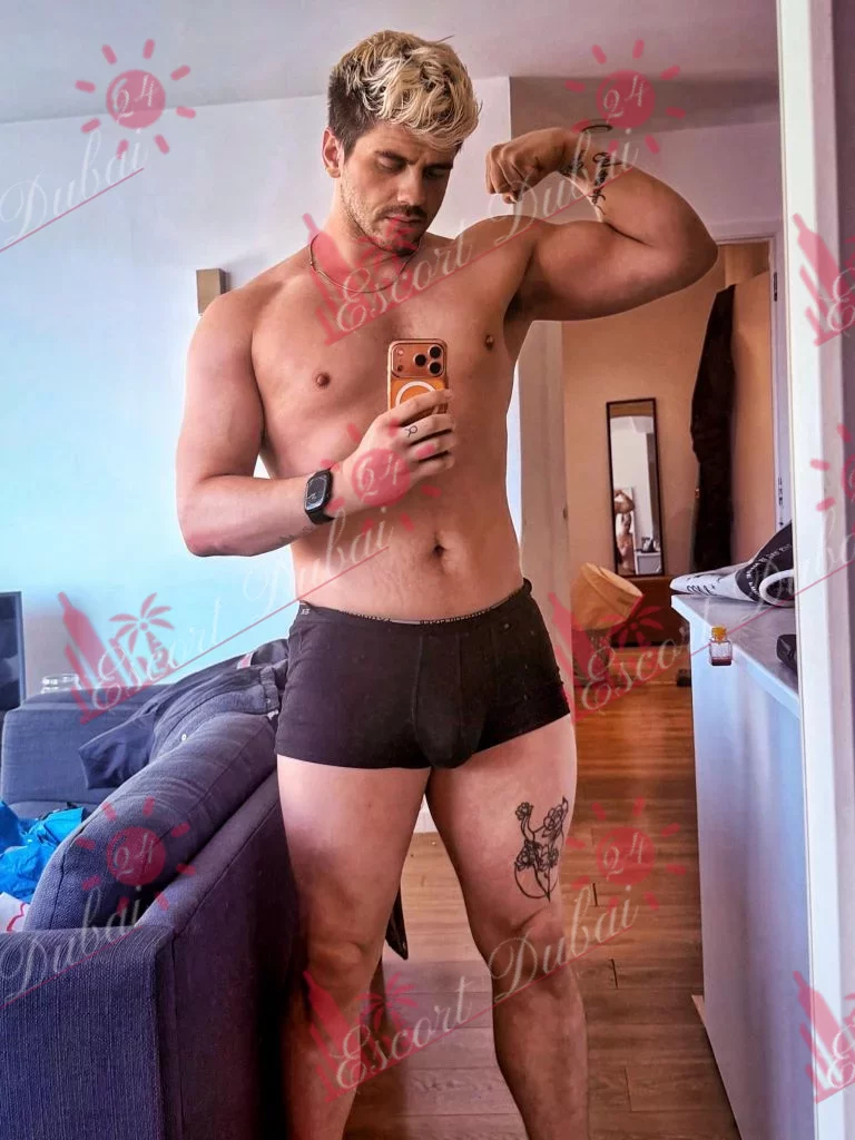 Lucas, 32 years old, 185 cm
