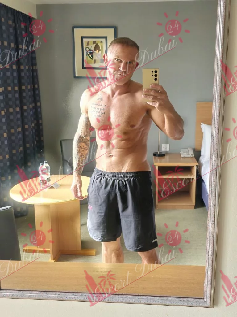 Nicholas, 36 years old, 180 cm