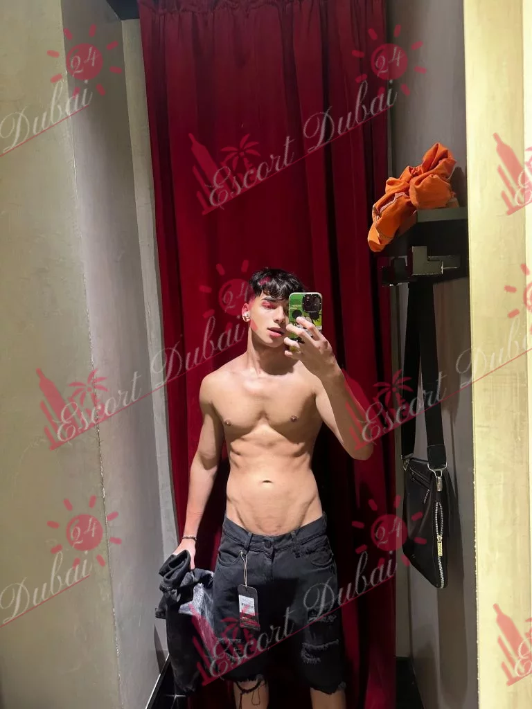 Ryan, 19 years old, 173 cm