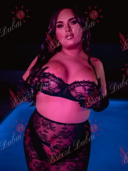 Scarlett, 25 years old, 180 cm, large