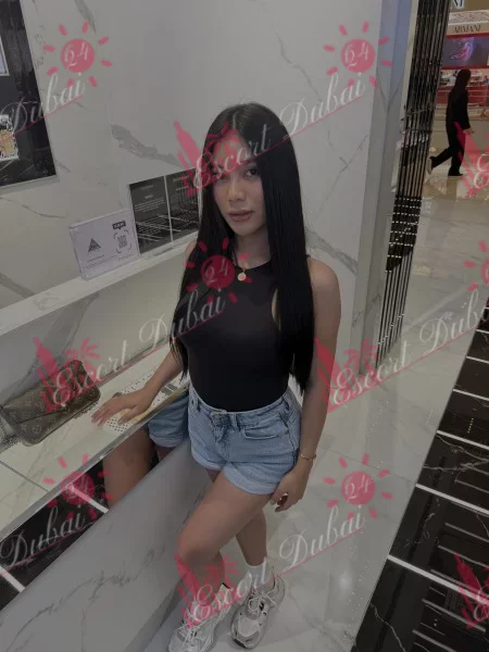 Valeria, 20 years old, 149 cm, medium