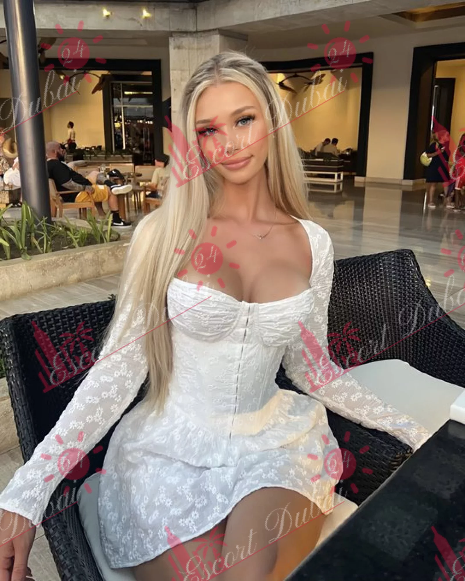 Veronica, 24 years old, 175 cm