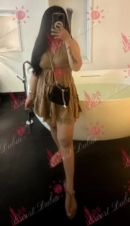 Zuri, 28 years old, 168 cm