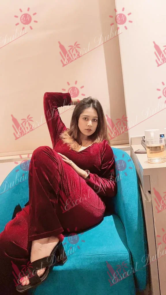 Auristela, 27 years old, 168 cm, large