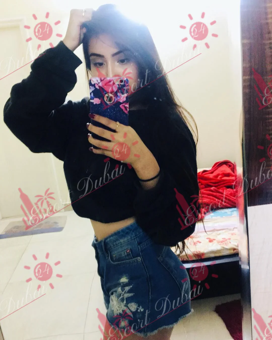 Layla, 30 years old, 167 cm, medium