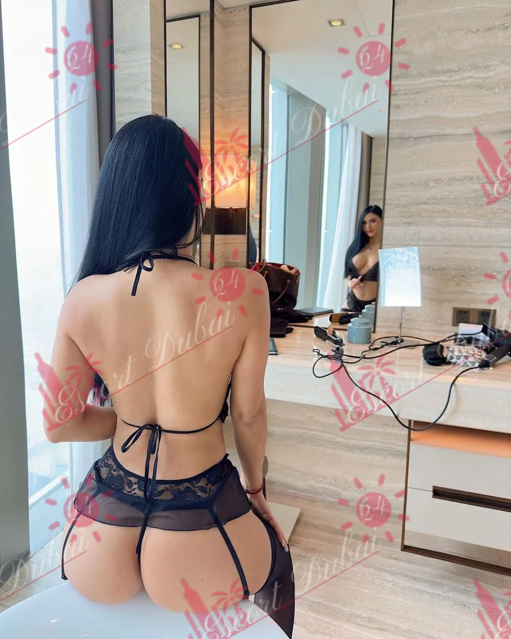Nazanin, 165 cm, large