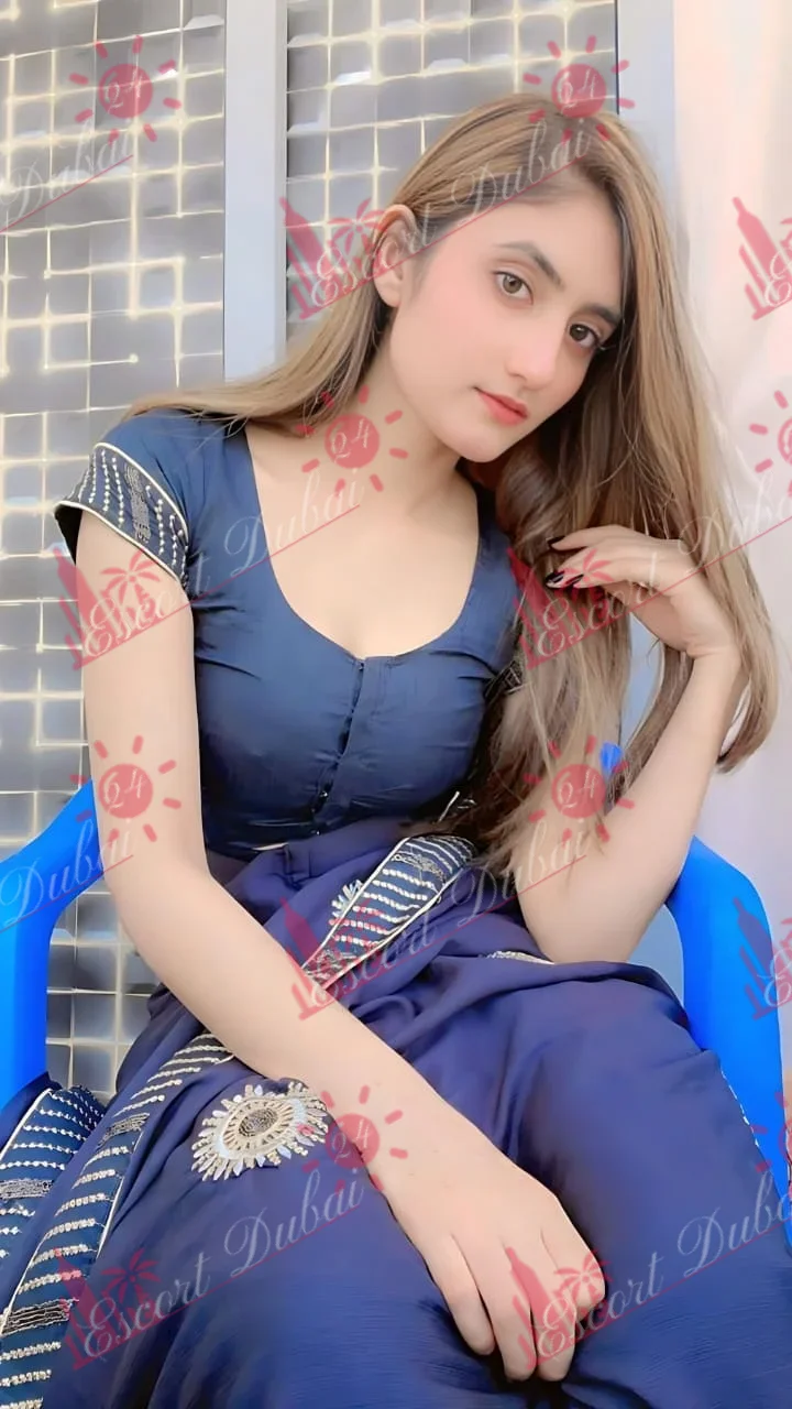 Nerissa, 160 cm, medium