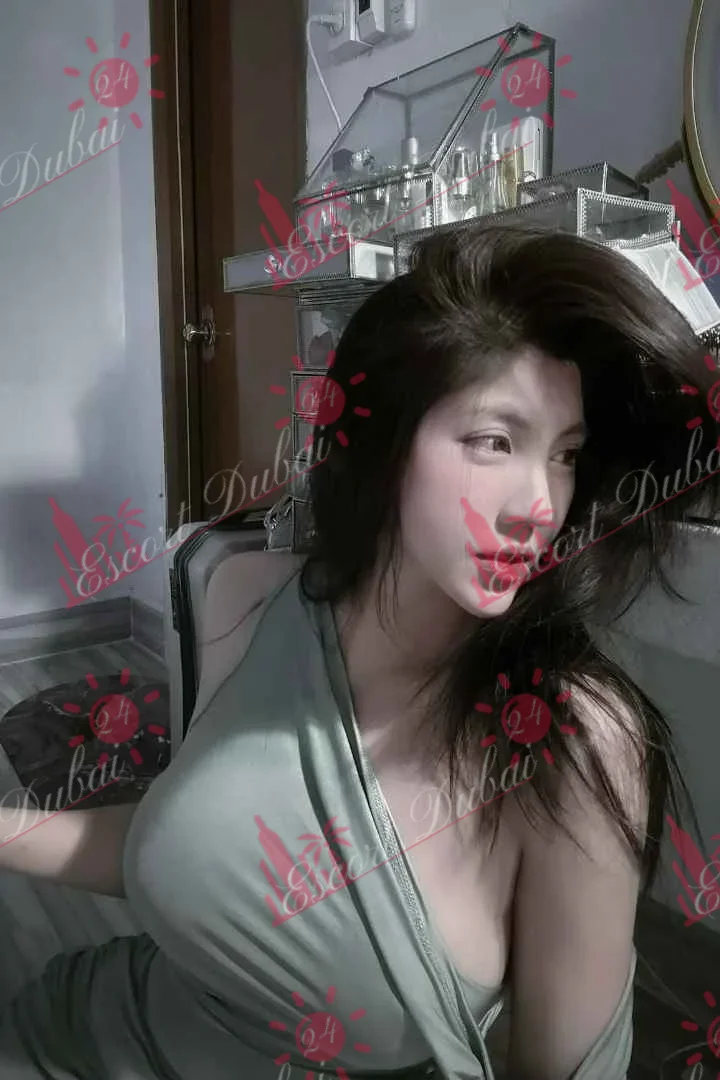 Roxana, 24 years old, 165 cm, large